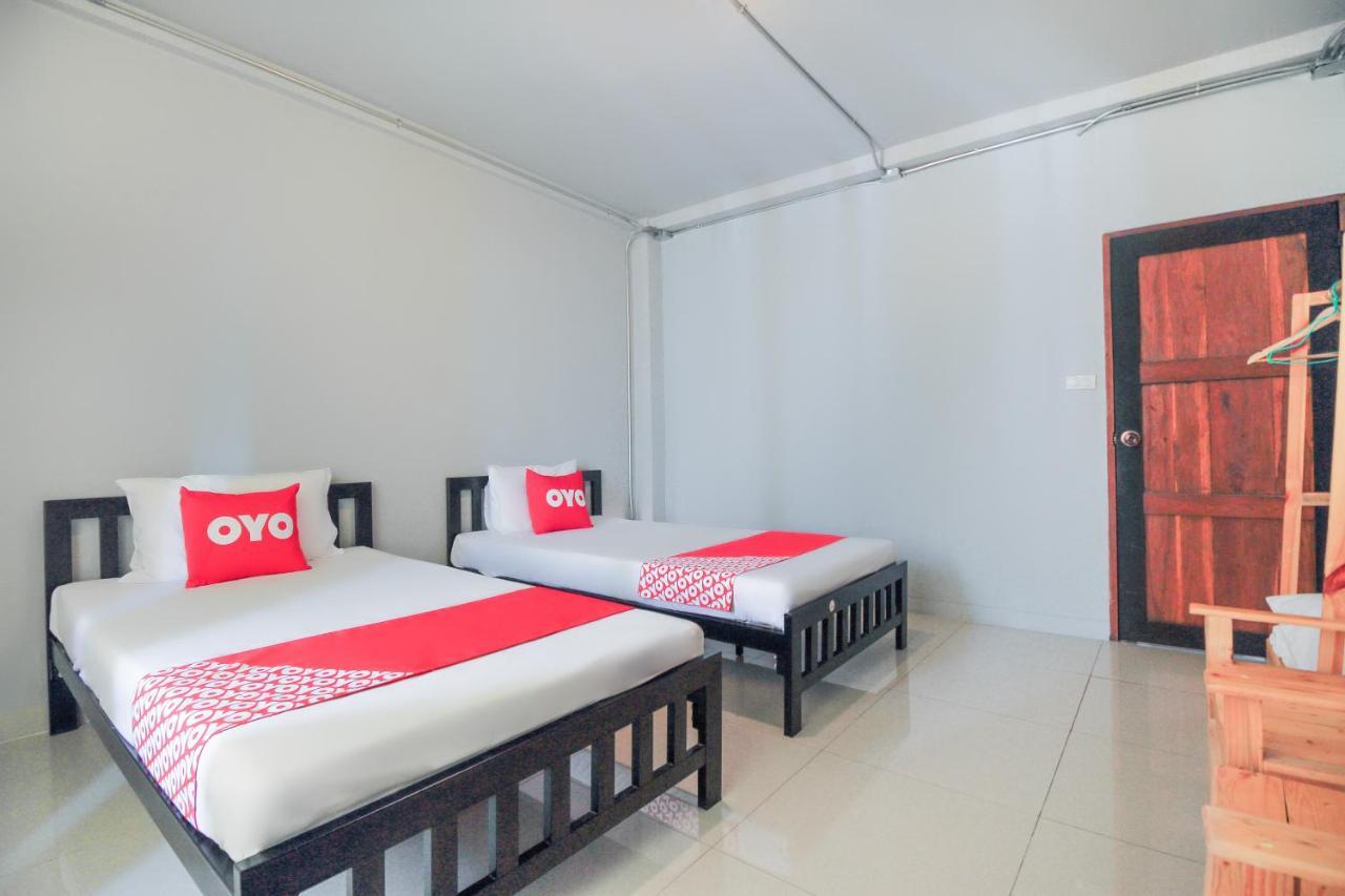 Oyo 421 Guyasuka Hostel & Cafe Bangkok Exteriér fotografie